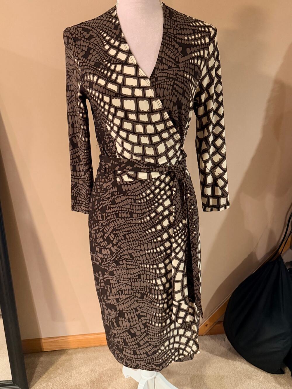 Etcetera Womens Wrap Dress SZ 2 Brown Beige Snake Print Midi Long Sleeve Belted